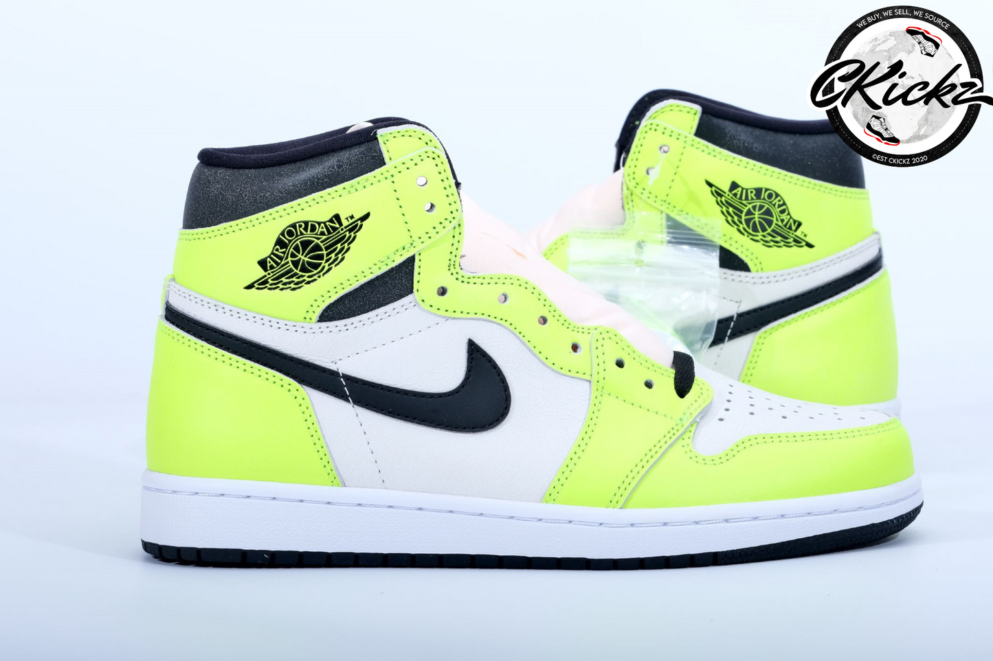 Retro High OG Volt Trainers