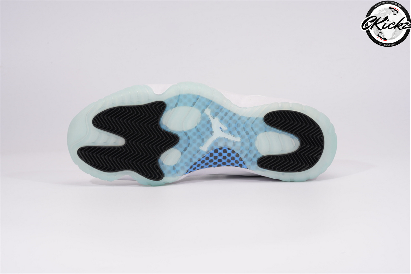 Retro Low Legend Blue Trainers