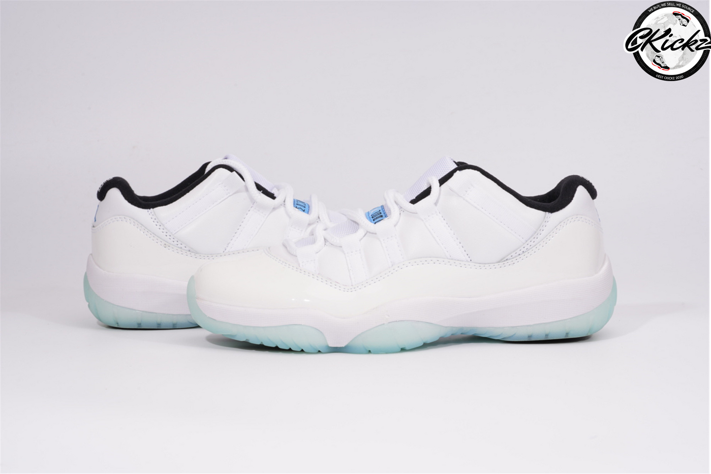 Retro Low Legend Blue Trainers