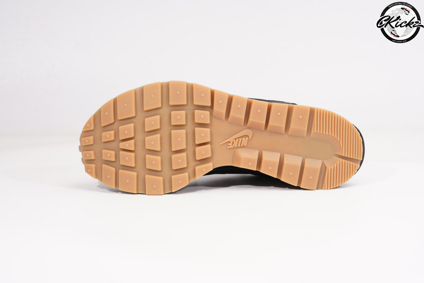 Double Waffle Stack Black Runners