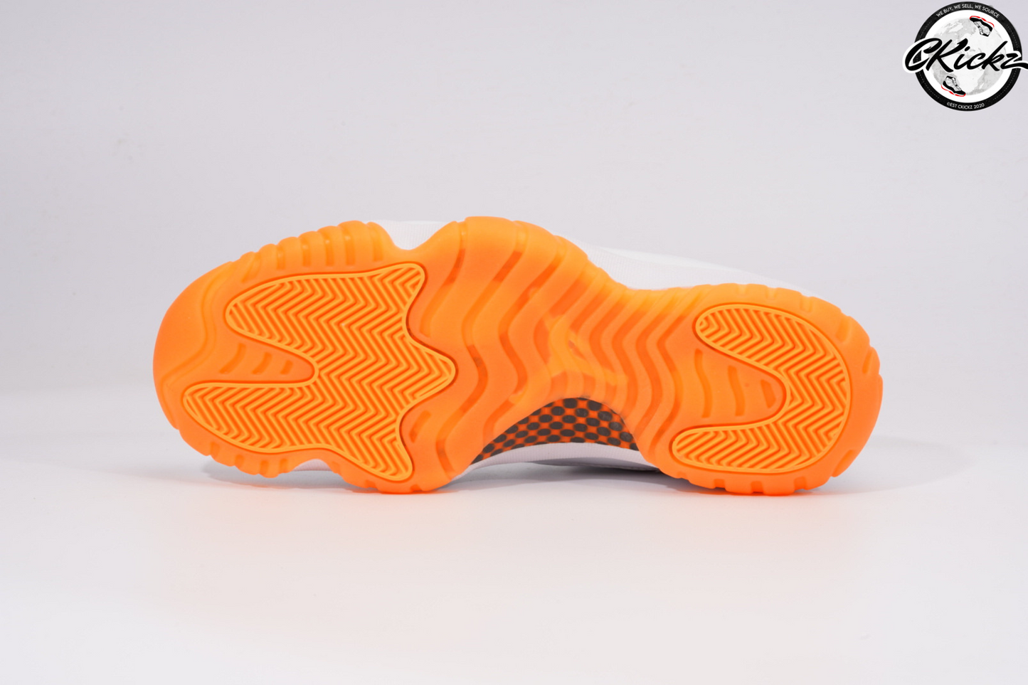 Retro Low Bright Citrus Trainers