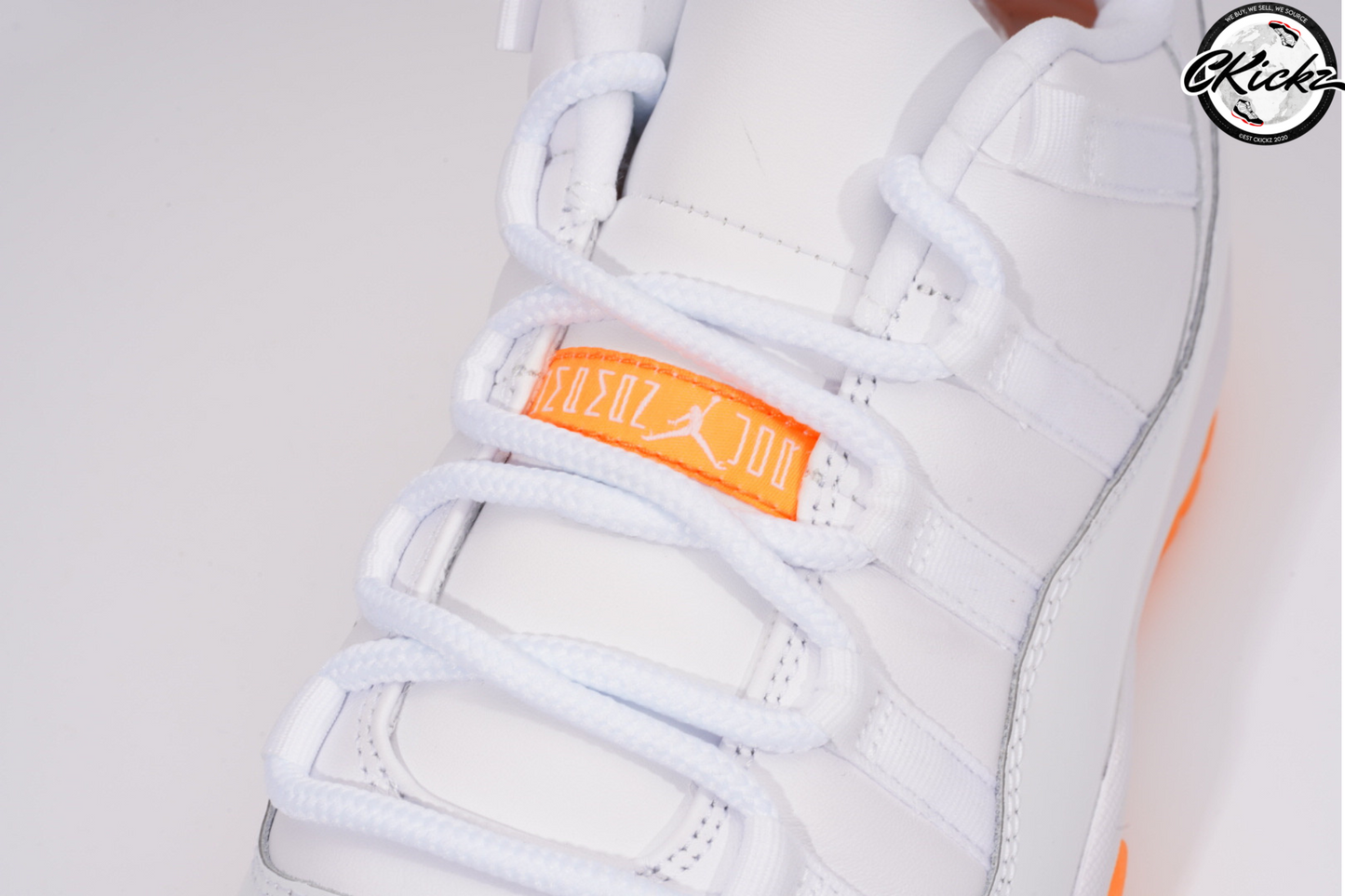 Retro Low Bright Citrus Trainers
