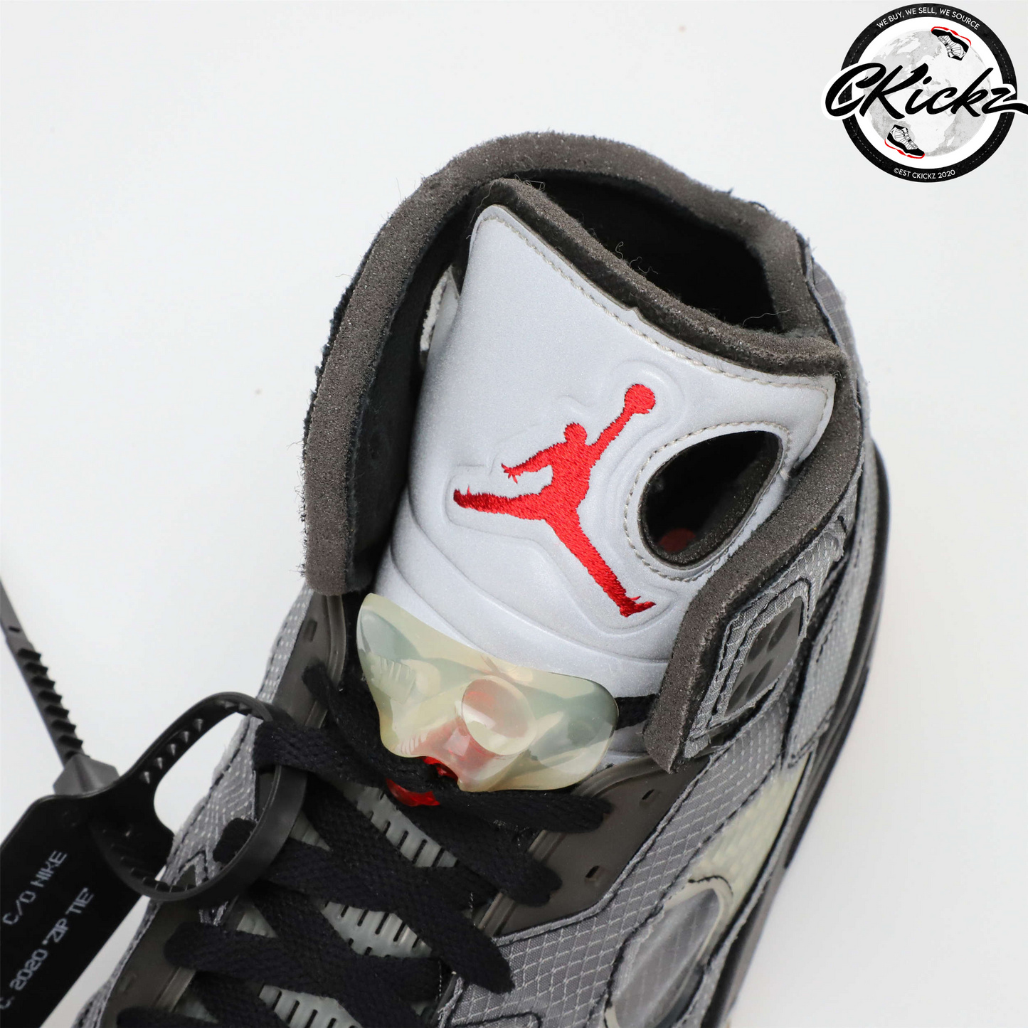 J5 Retro Off-White Black