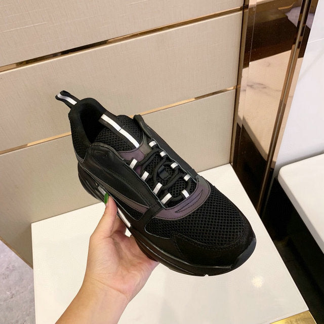 Black Sculpted Mesh Runner (Reflective)