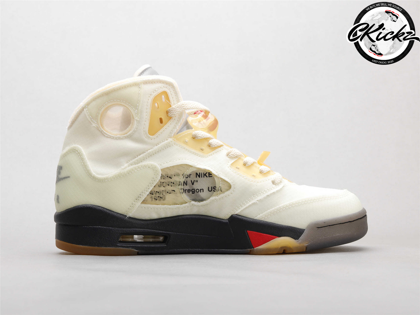 J5 Retro Off-White