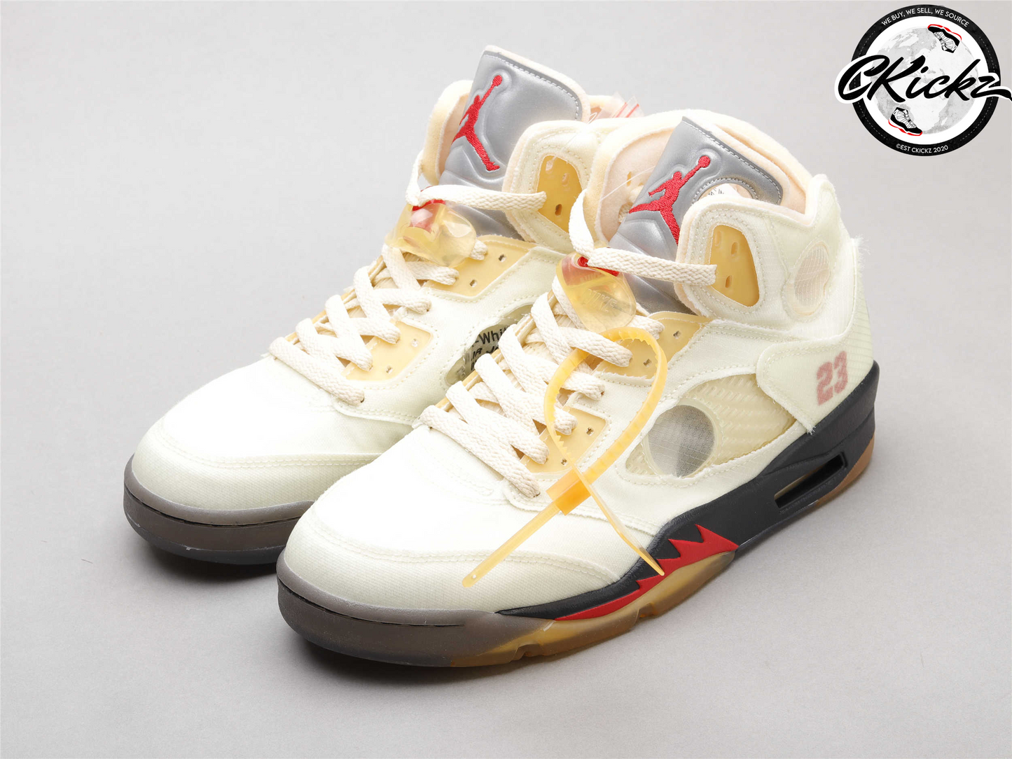 J5 Retro Off-White