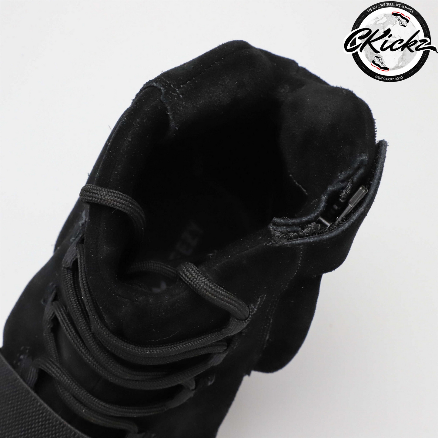 Yzy Boost 750 Triple Black