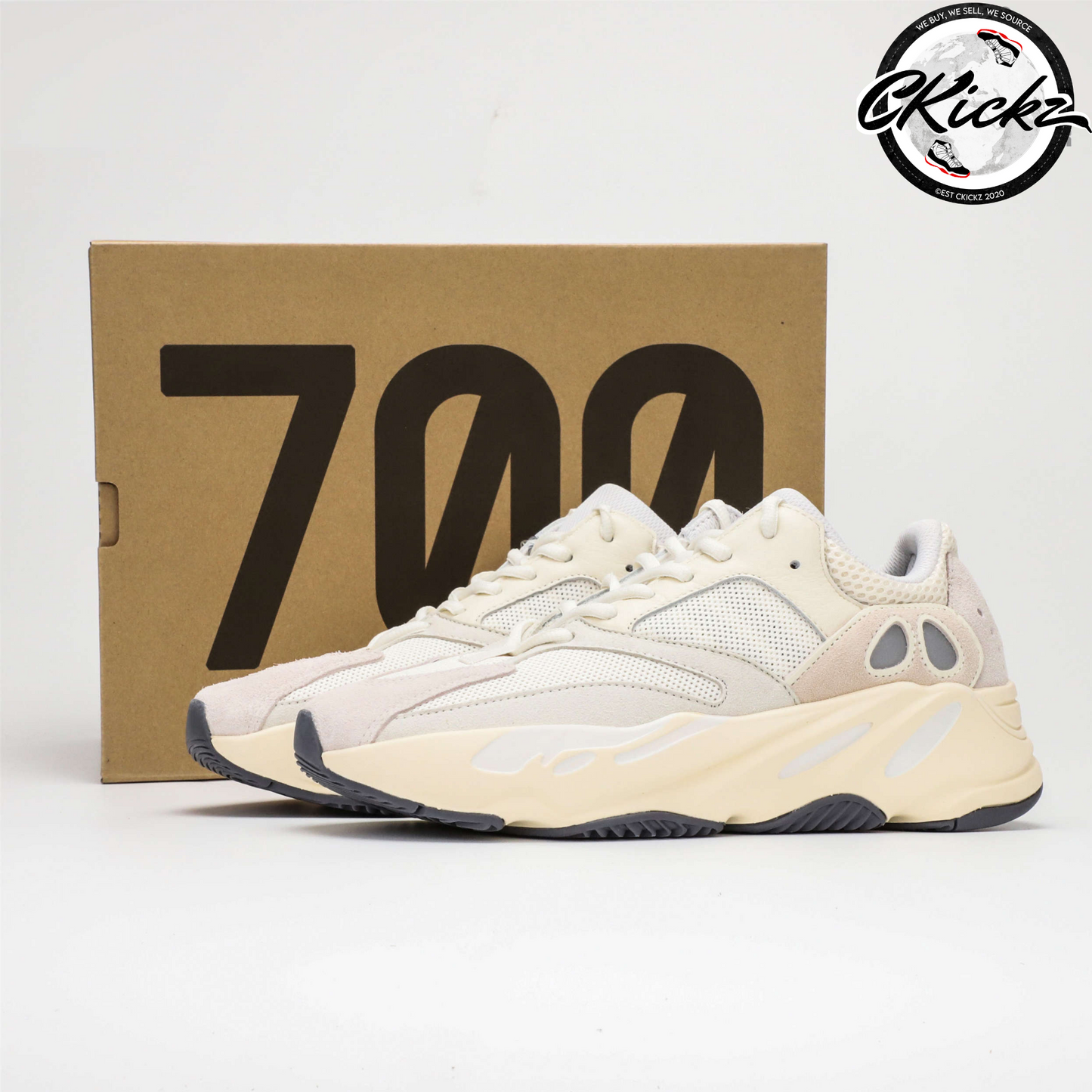 Yzy 700 Analog