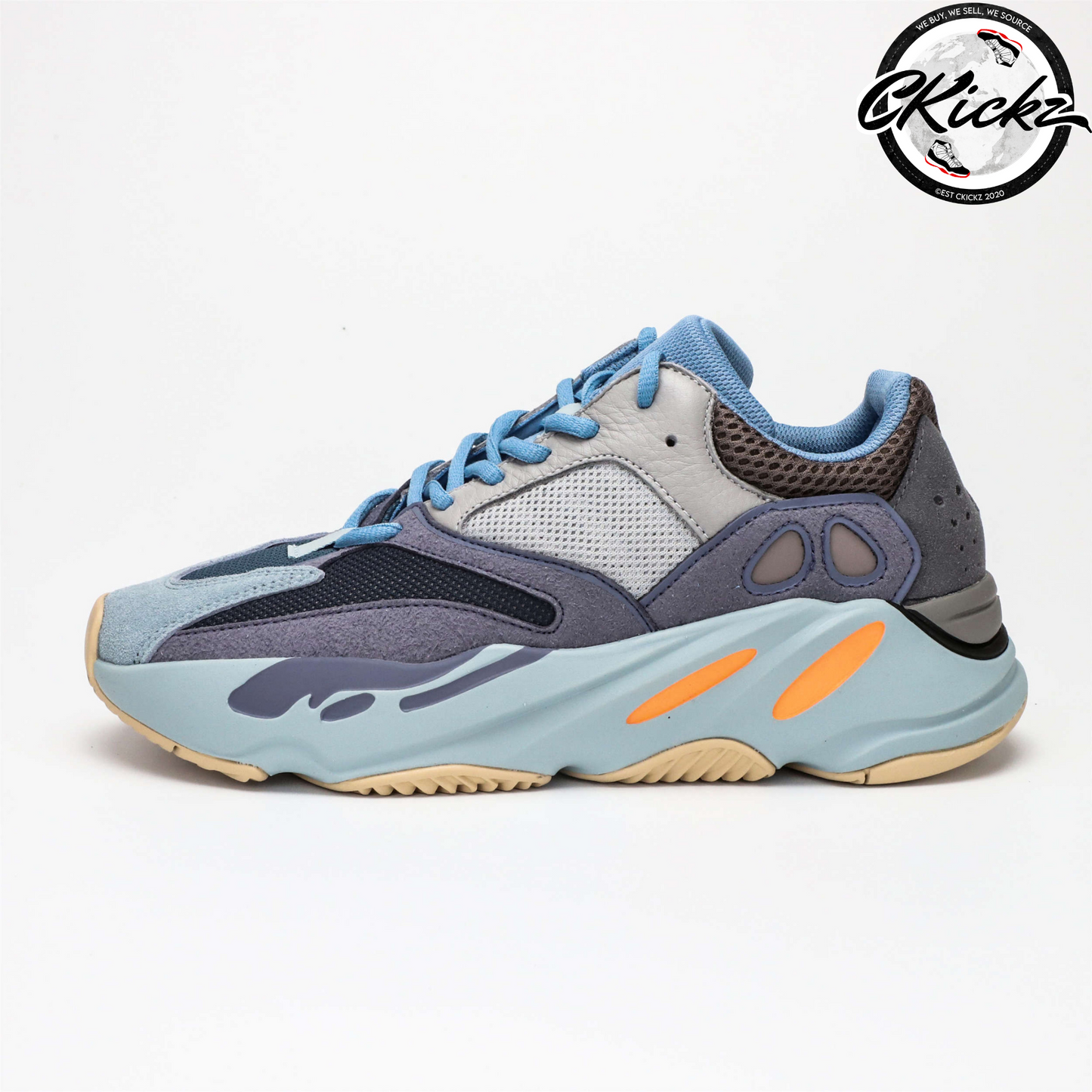 Yzy 700 Carbon Blue