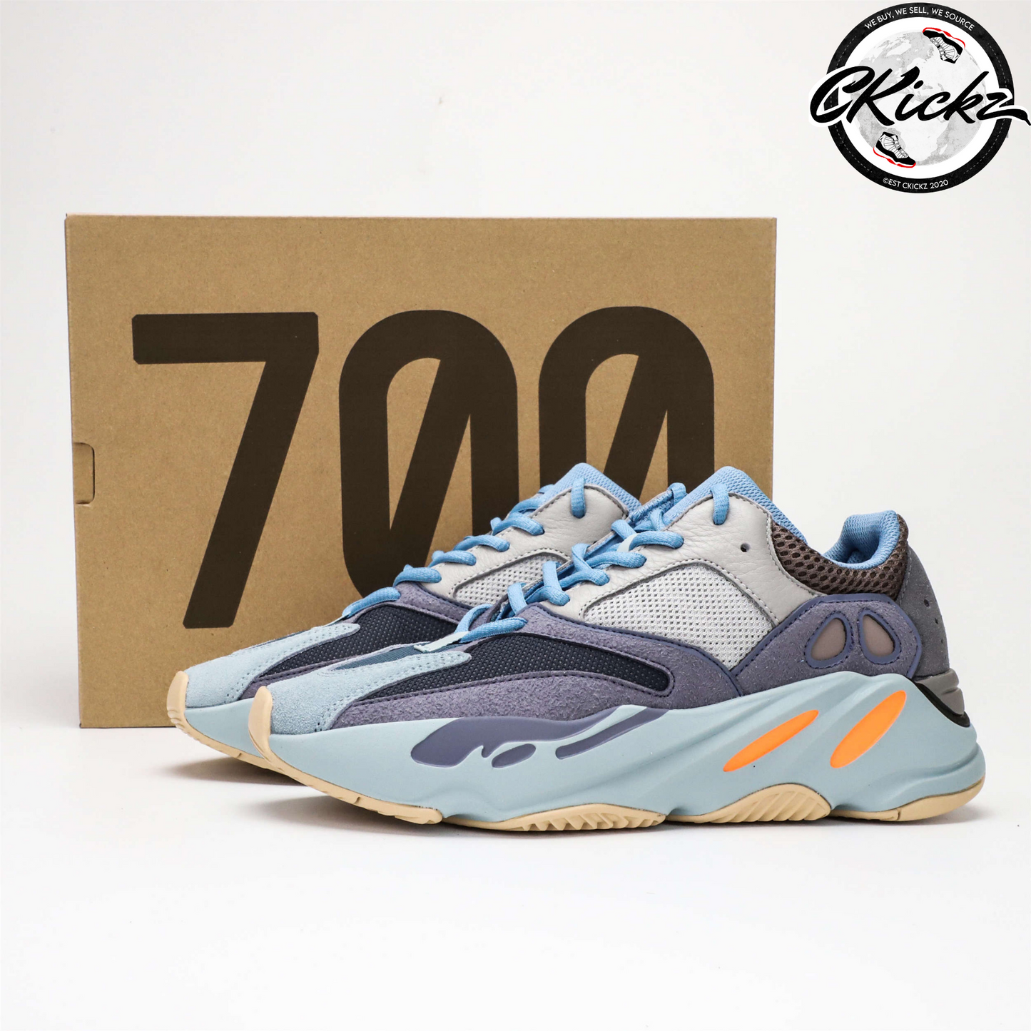 Yzy 700 Carbon Blue