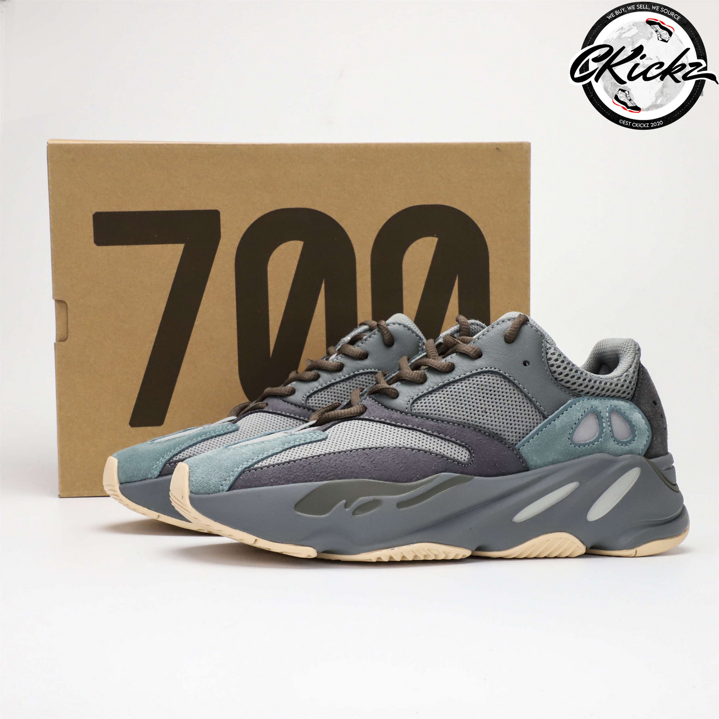 Yzy 700 Teal Blue