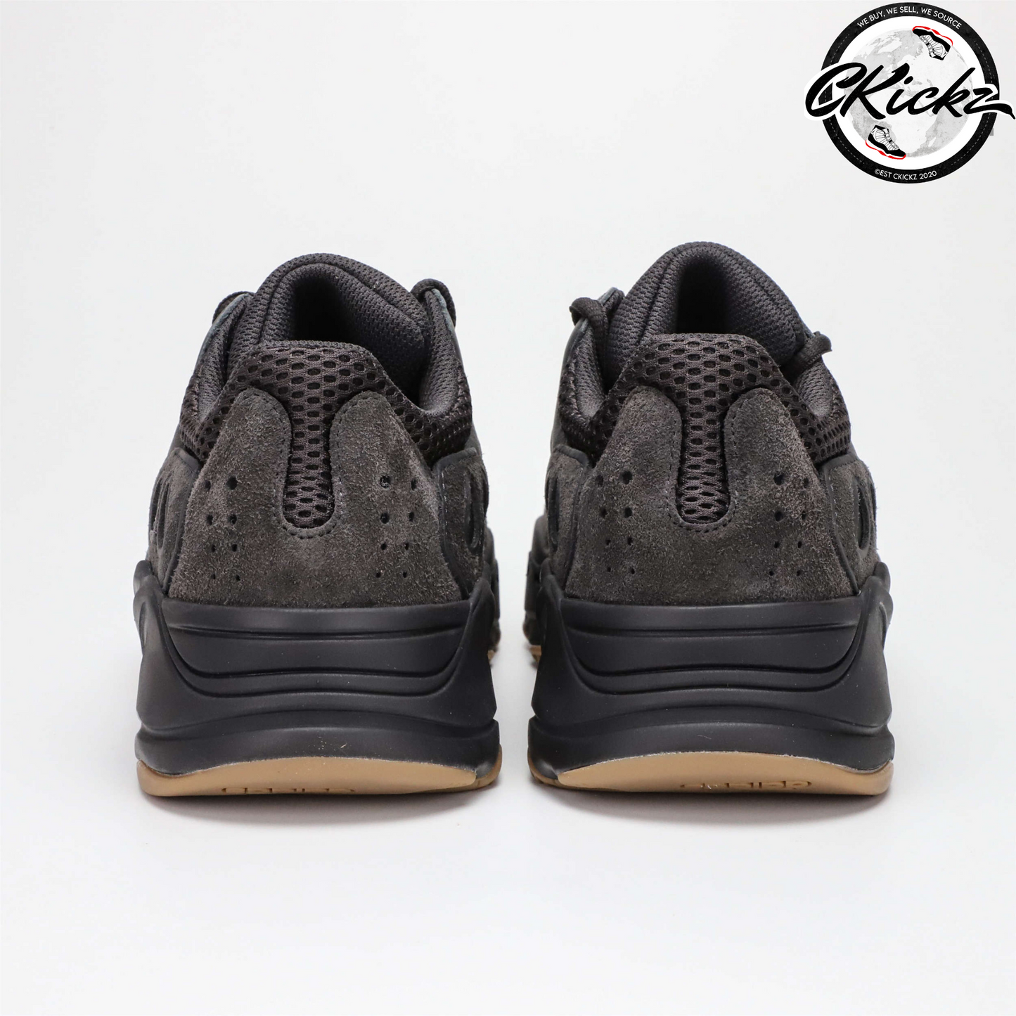 Yzy 700 Utility Black