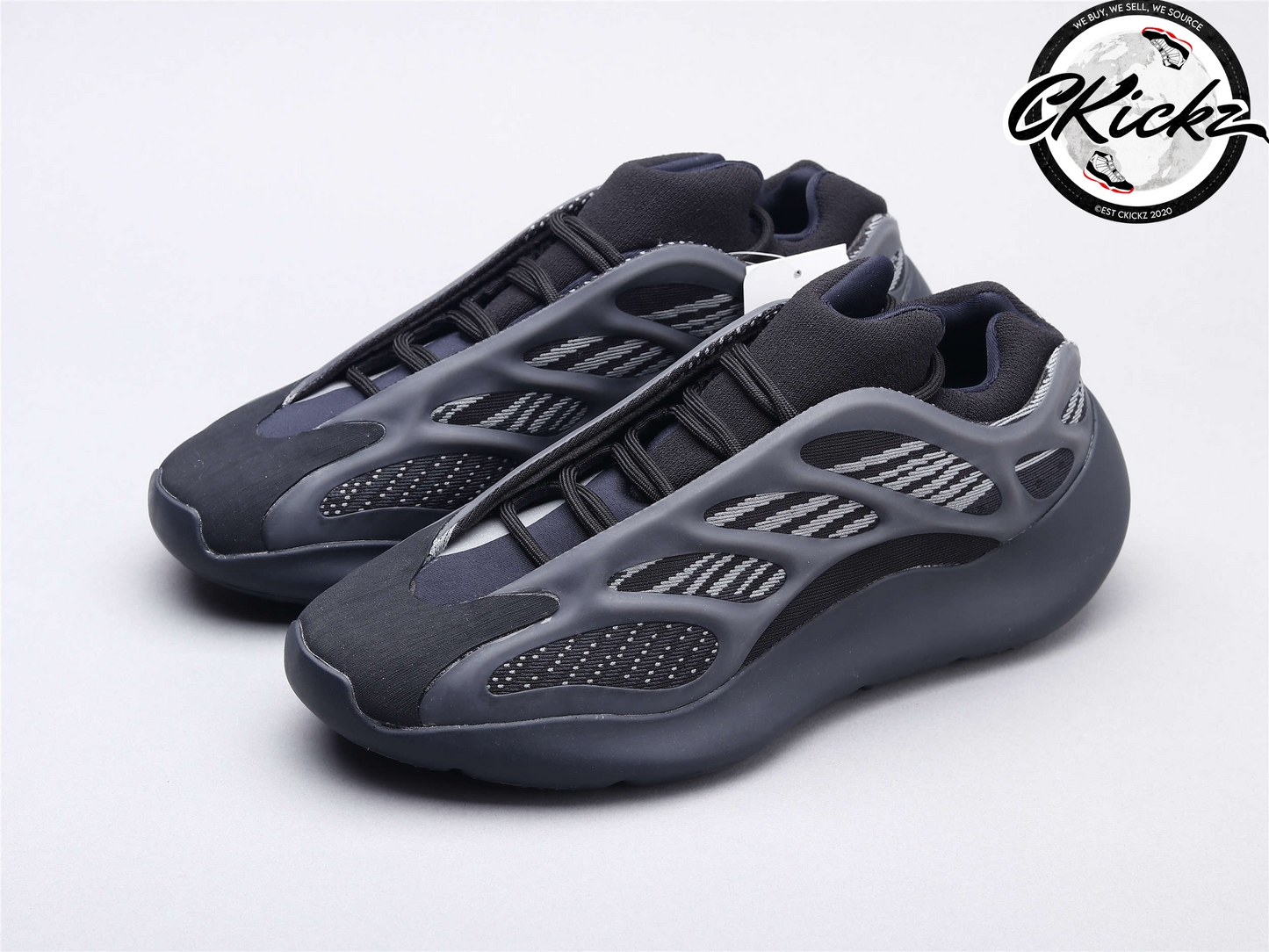 Yzy 700 V3 Alvah