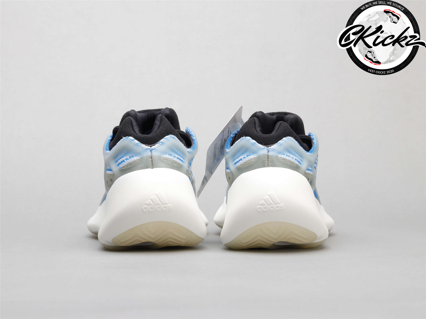 Yzy 700 V3 Arzareth