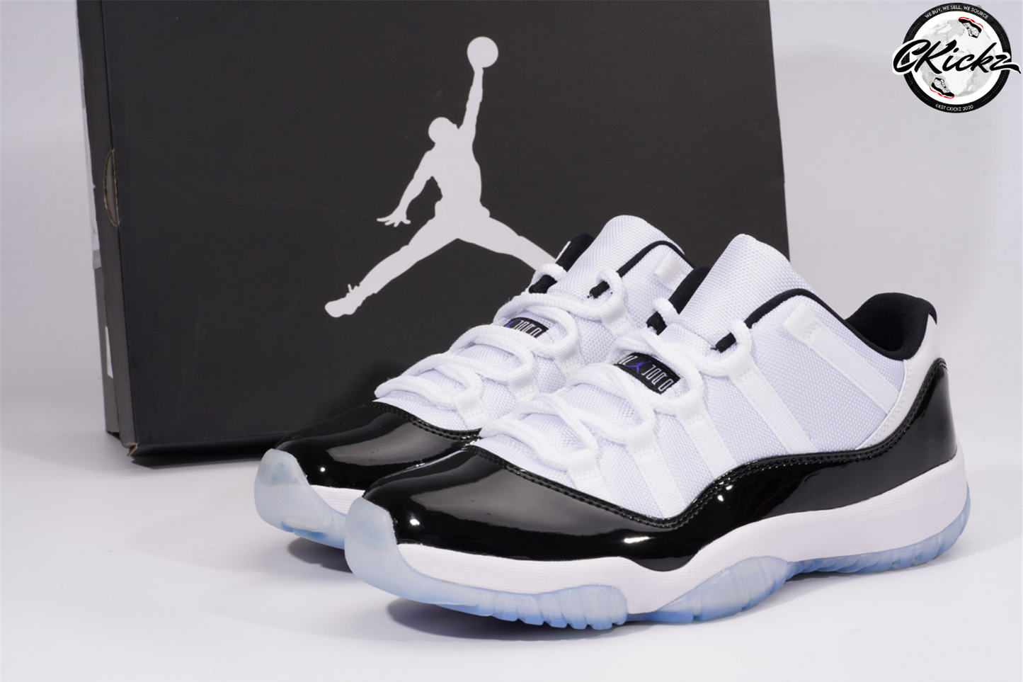 Retro Low Concord Trainers
