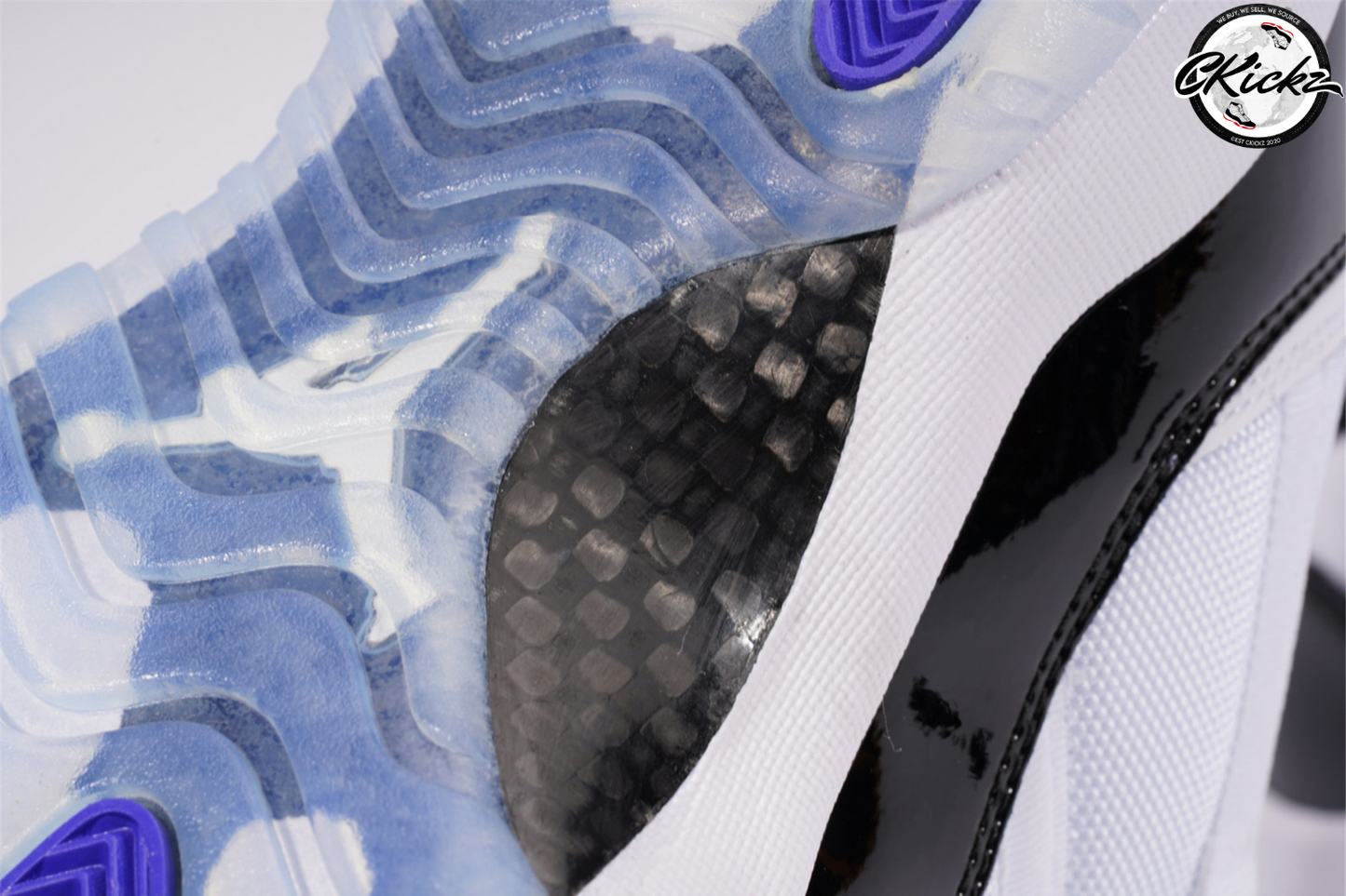 Retro Low Concord Trainers