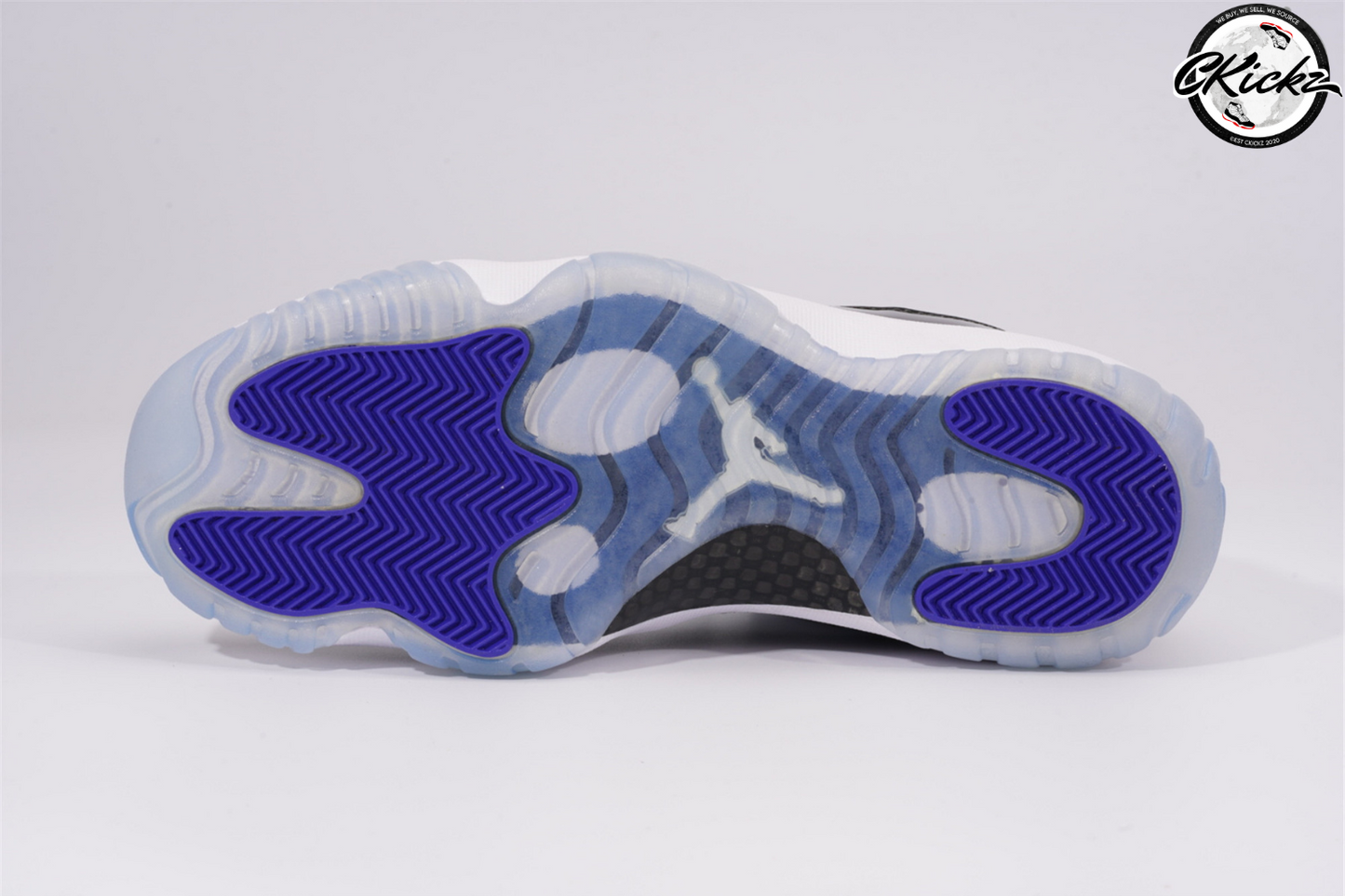 Retro Low Concord Trainers
