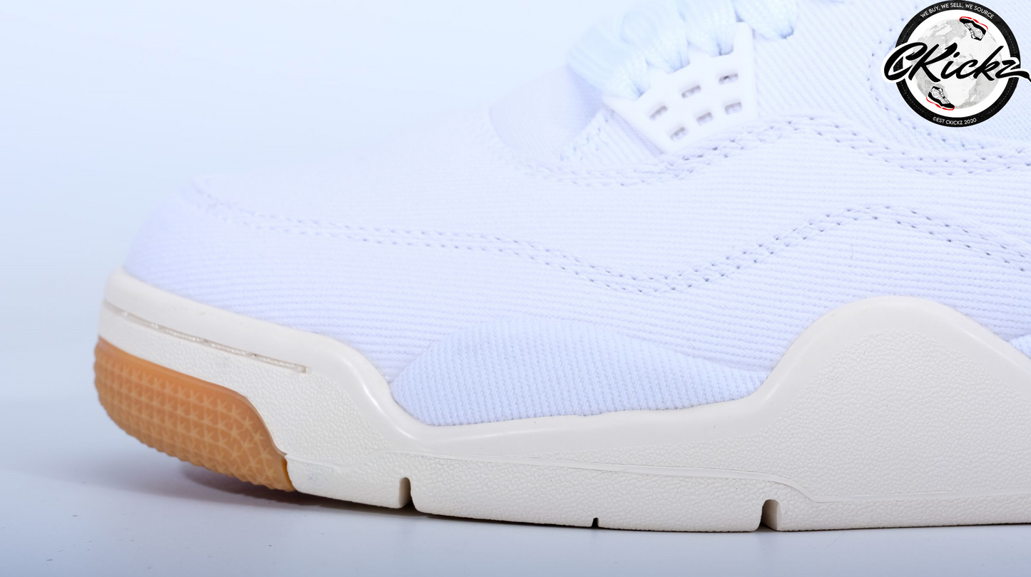 Levi White Trainer