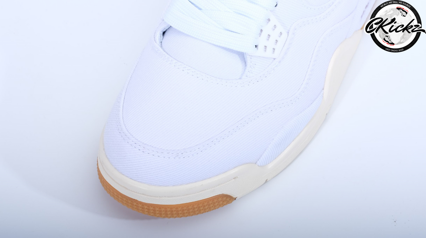 Levi White Trainer