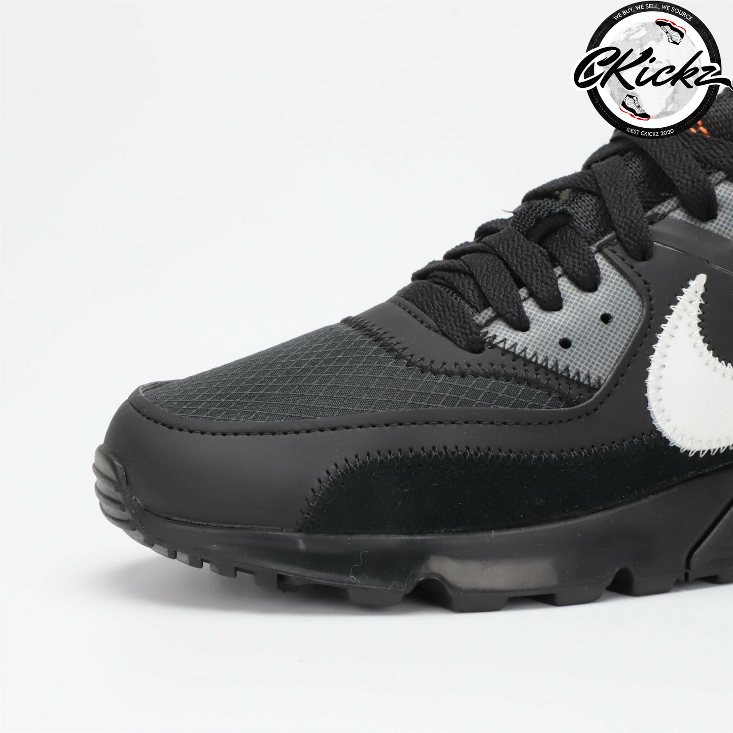 AM 90 Off White Black