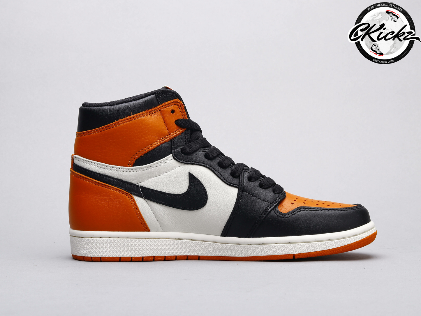 Retro Shattered Backboard Trainers