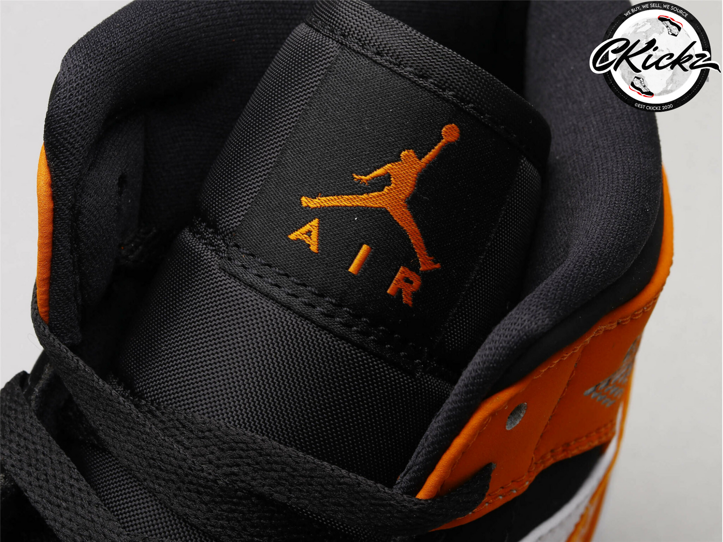 Retro Mid Shattered Backboard Trainers