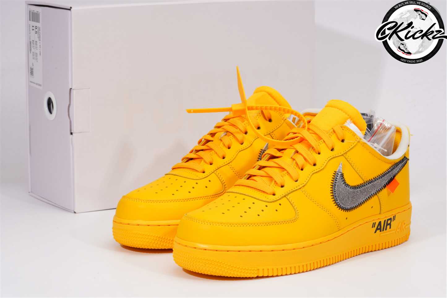 AF1 Low Off White University Gold