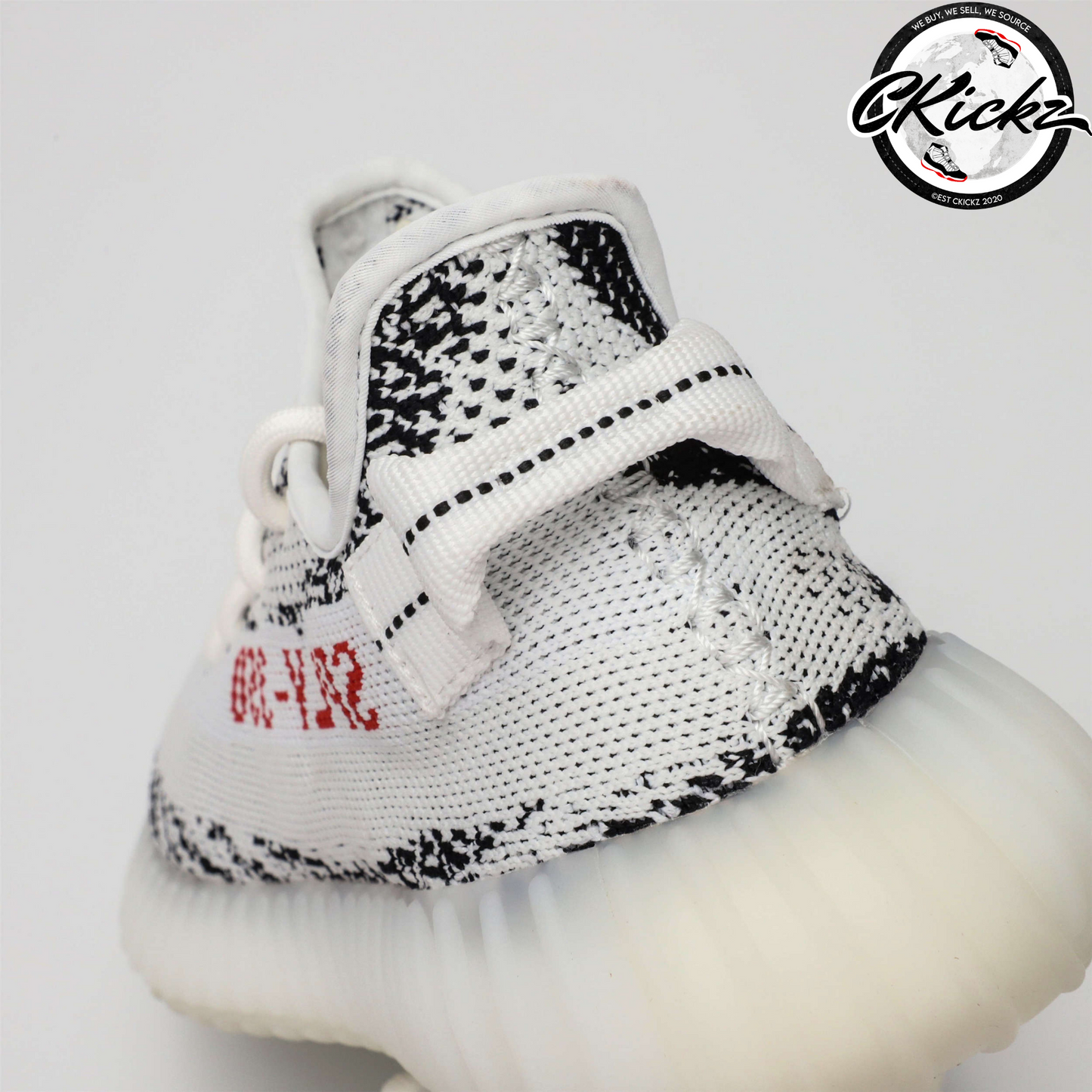 Yzy 350 Zebra