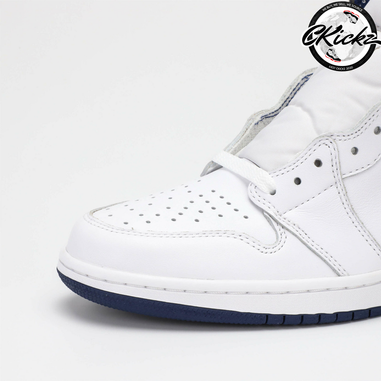 Retro OG Metallic Navy Trainers