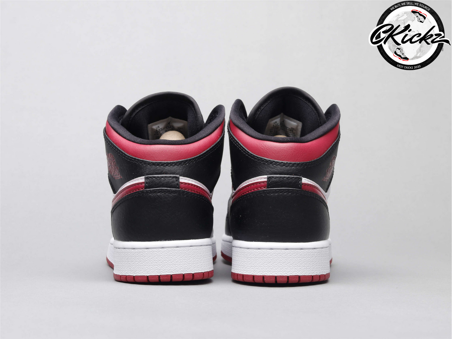 Retro Mid Bred Toe Trainers