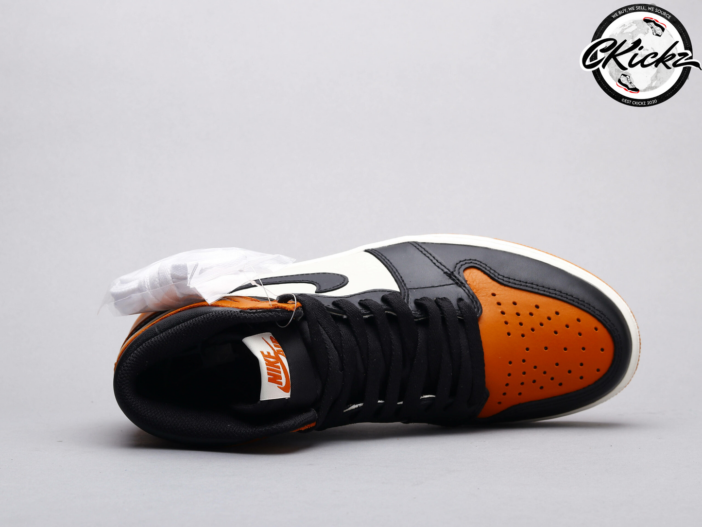 Retro Shattered Backboard Trainers