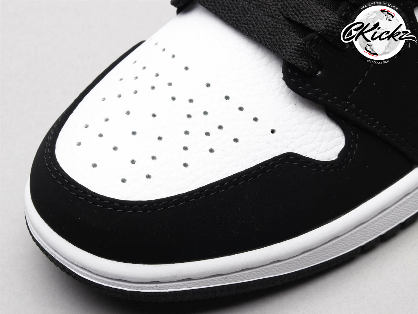 Retro Mid Shattered Backboard Trainers