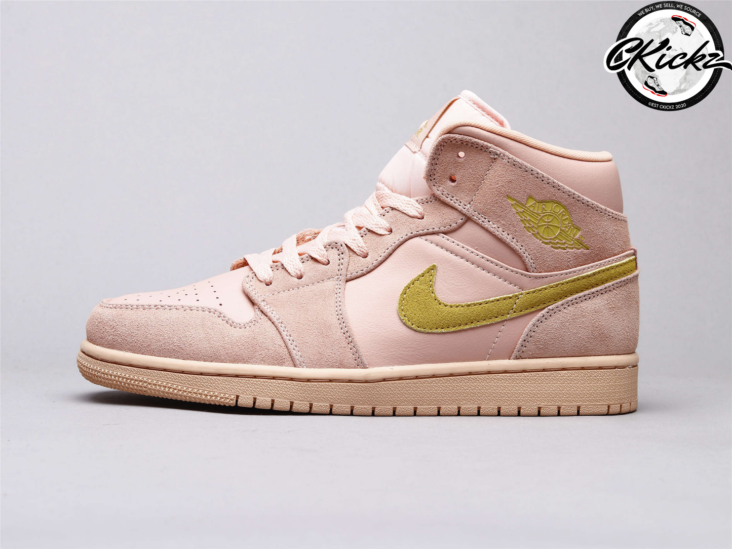 Retro Mid Coral Gold Trainers