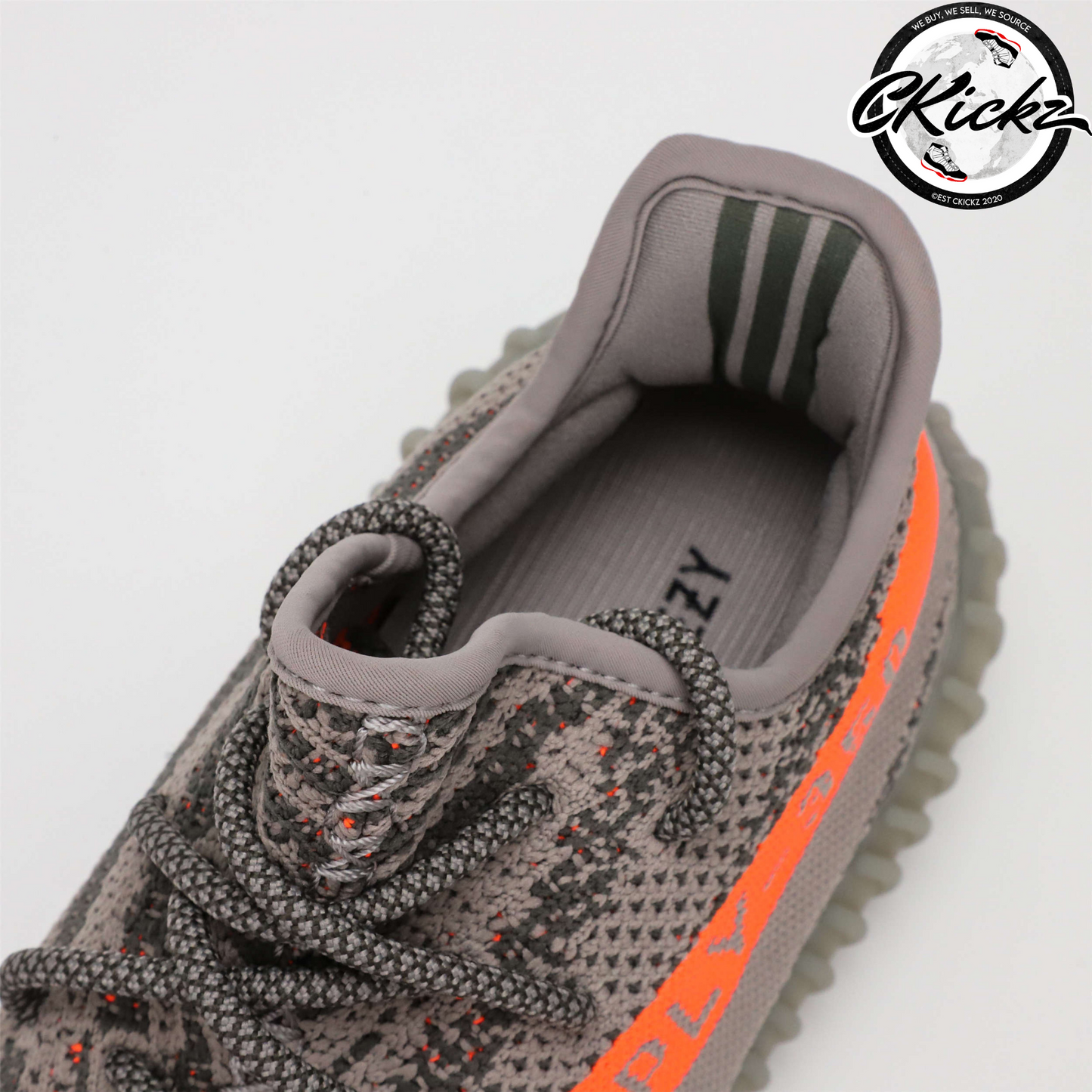 Yzy 350 Beluga