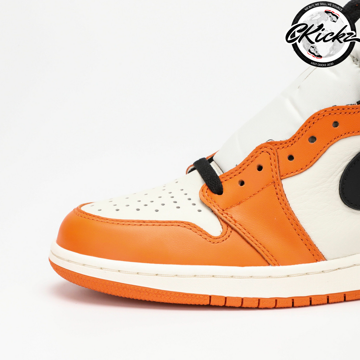 Retro Reverse Shattered Backboard Trainers