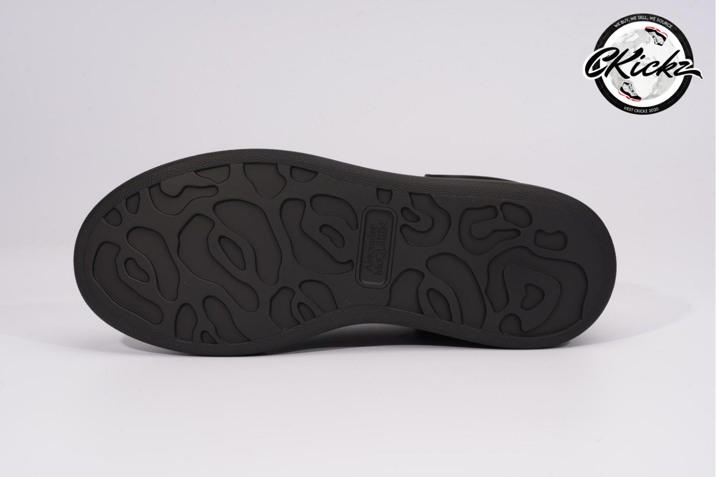 Oversized Black White Shoe