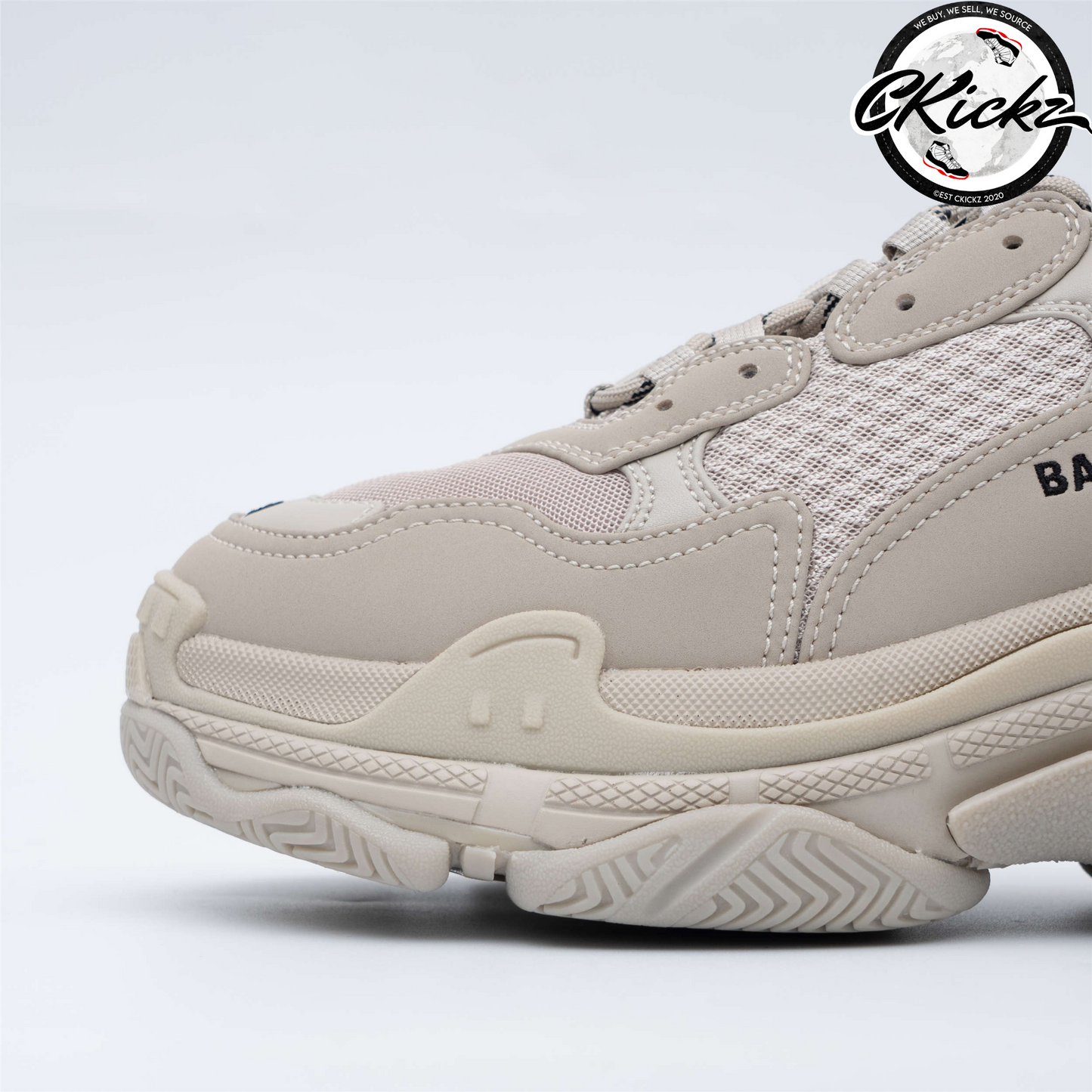 Balenci Triple S Beige (W)