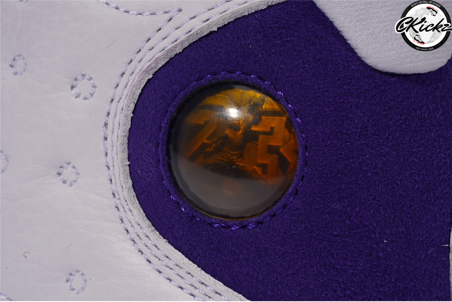 Retro Classic White/Purple Trainers