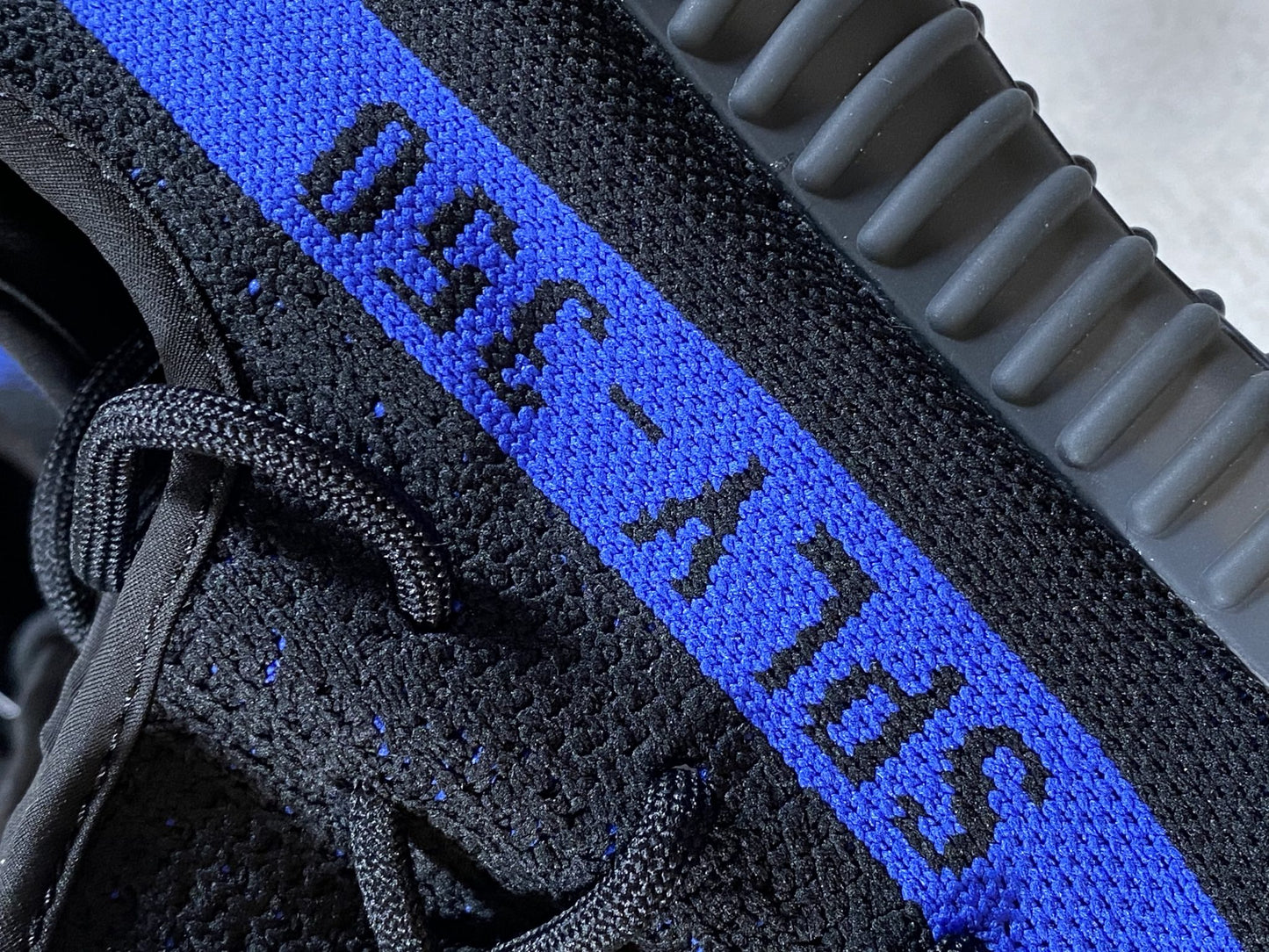 Yzy 350 Dazzling Blue