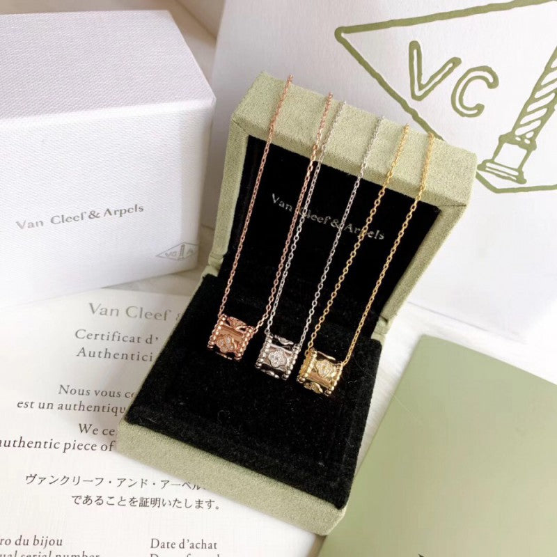 Clover Charm Necklace 11