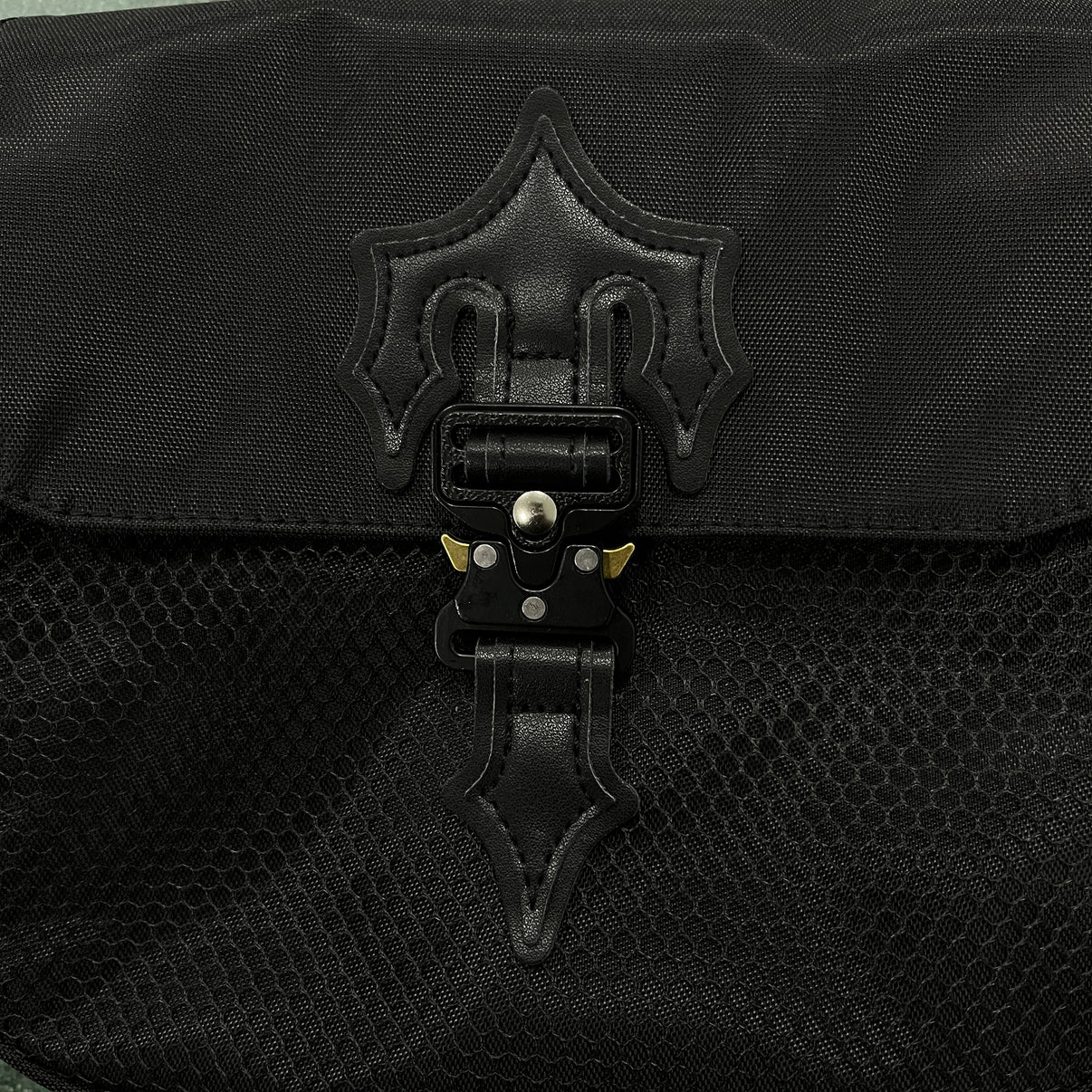 TS MESSENGER BAG 1.0 - BLACK