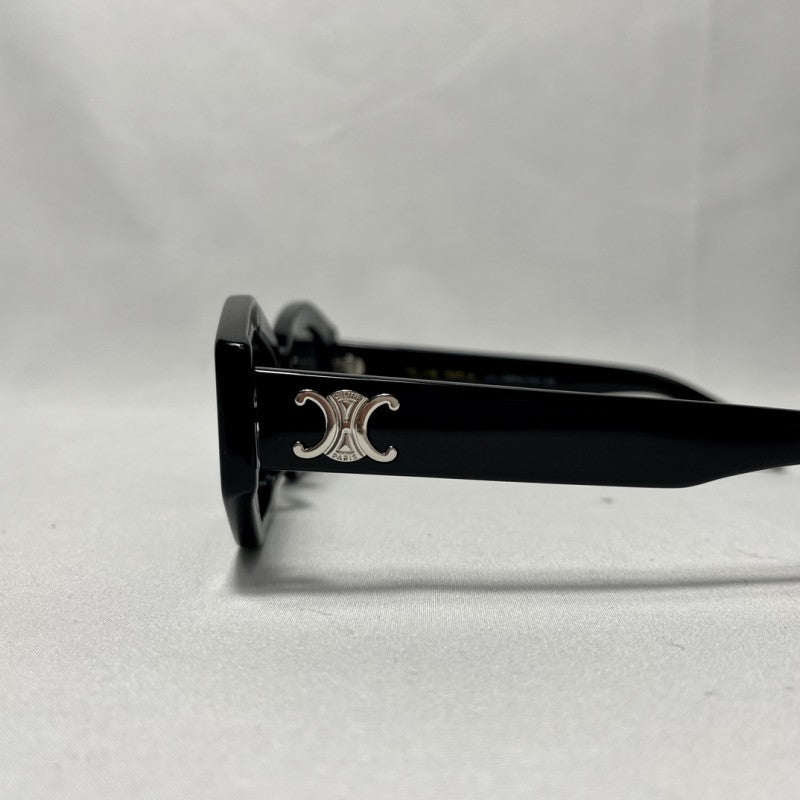 Cel Glasses 16