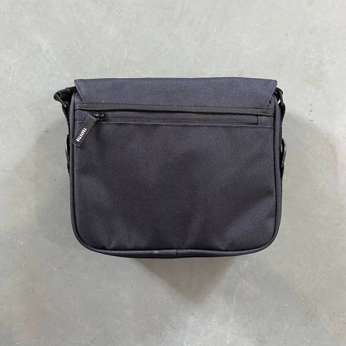 TS 2.0 Bag Black/White