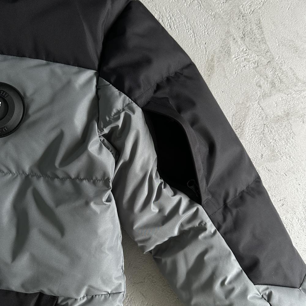 TS Decoded Arch Puffer Black Grey