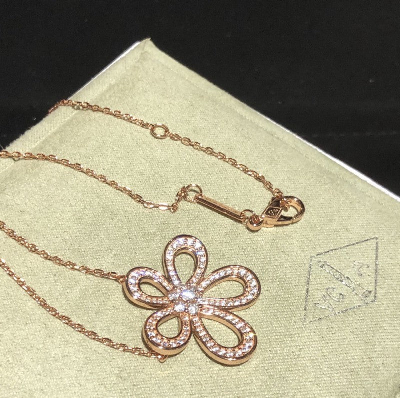 Clover Charm Necklace 9