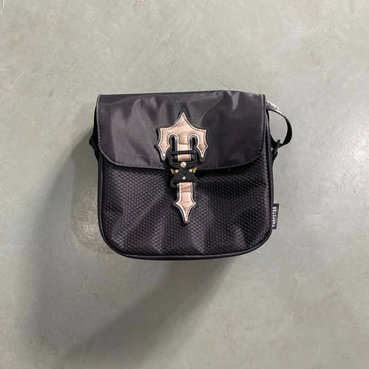 TS 1.0 Bag -Black/Tiger Camo