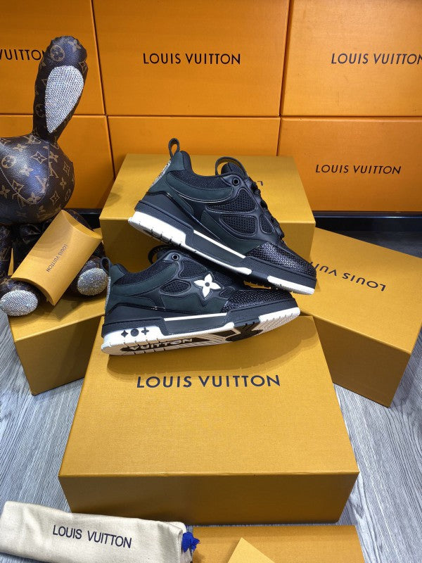 LV Skate Trainers Black