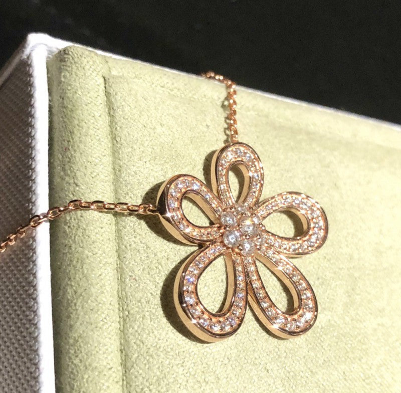 Clover Charm Necklace 9