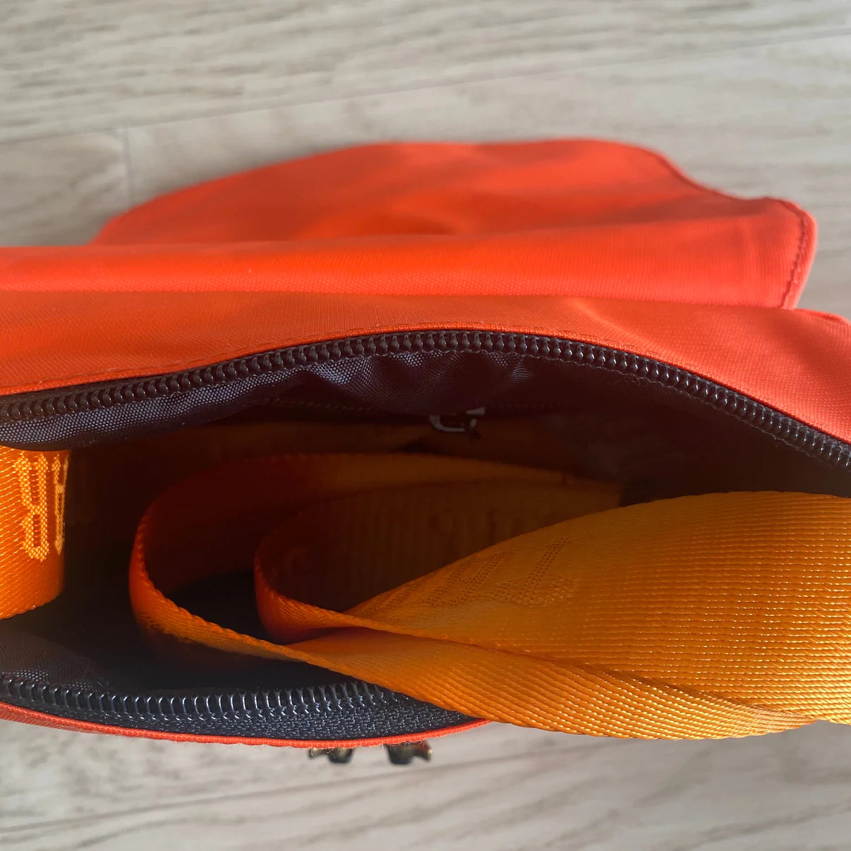 TS Messenger Bag 1.0 Orange