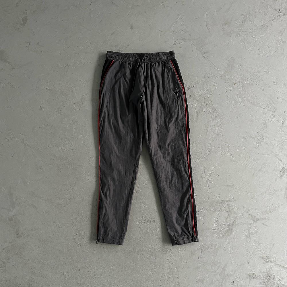 TS Irongate T Shellsuit Black Red